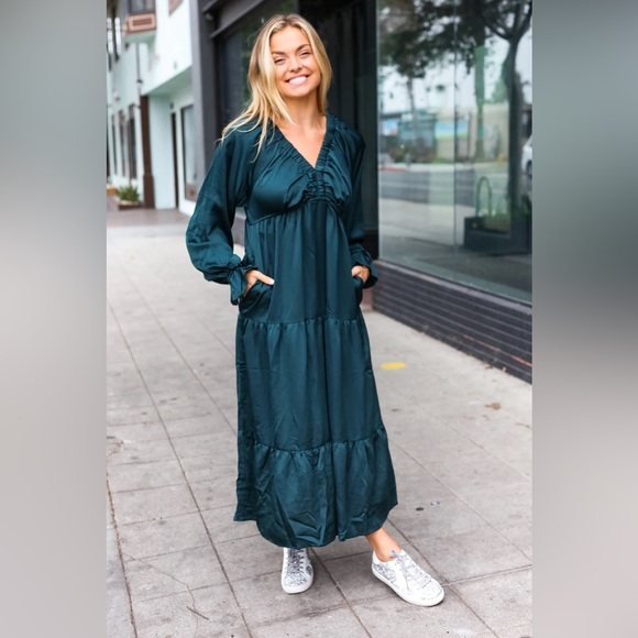 Elegant Hunter Green Elastic V Neck Tiered Satin Maxi Dress - Picture 7 of 13